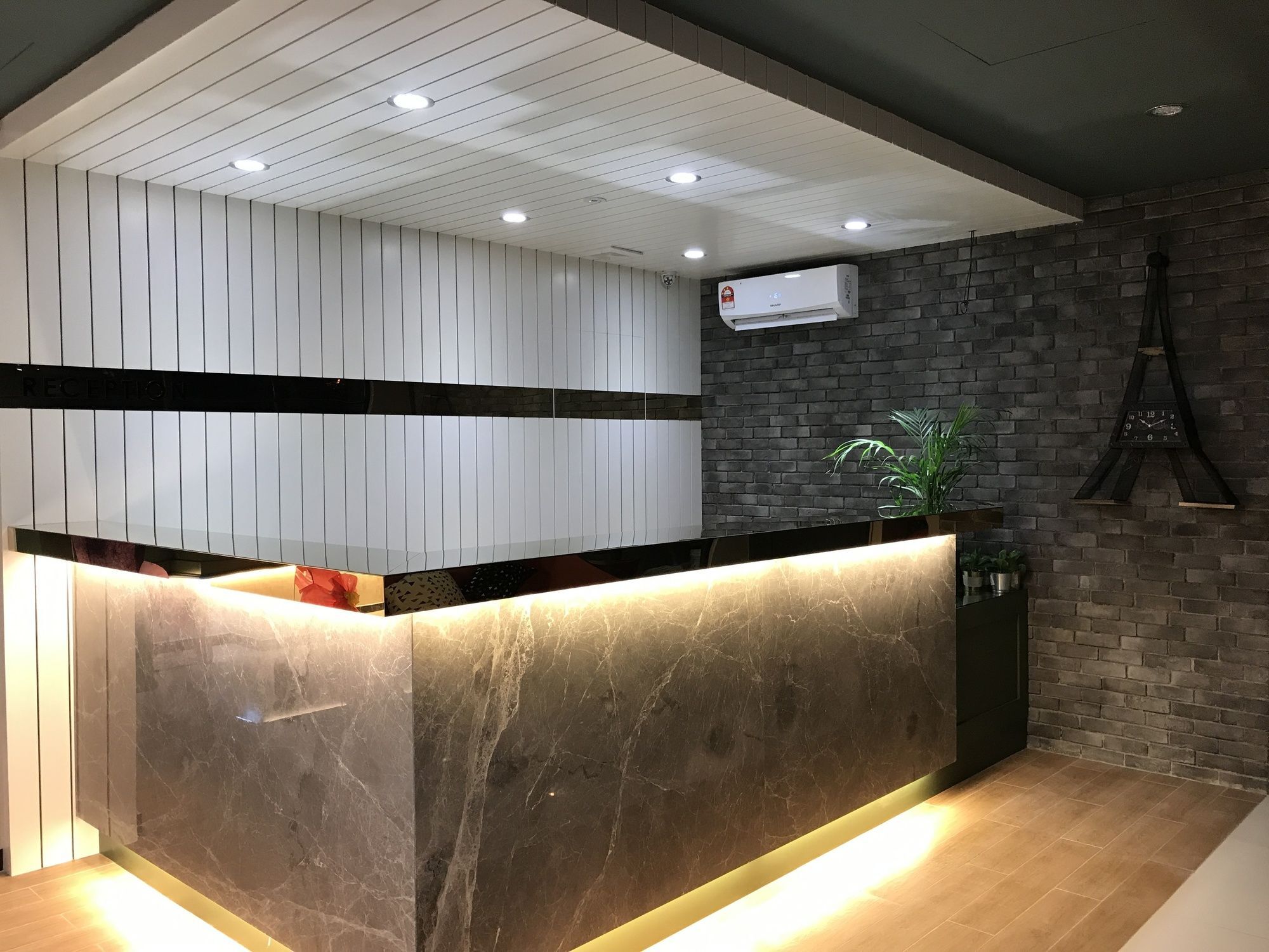 Hotel 99 Kota Kemuning Shah Alam Exterior photo